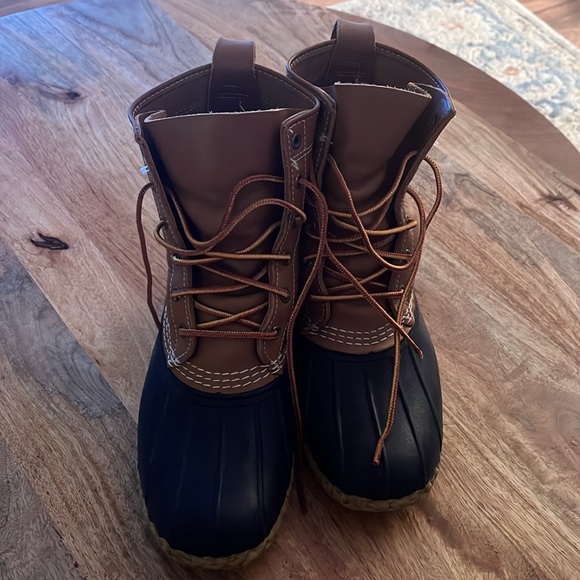 L.L.Bean Women’s  Bean Boot Tan/Navy US Size 11 - Picture 2 of 7